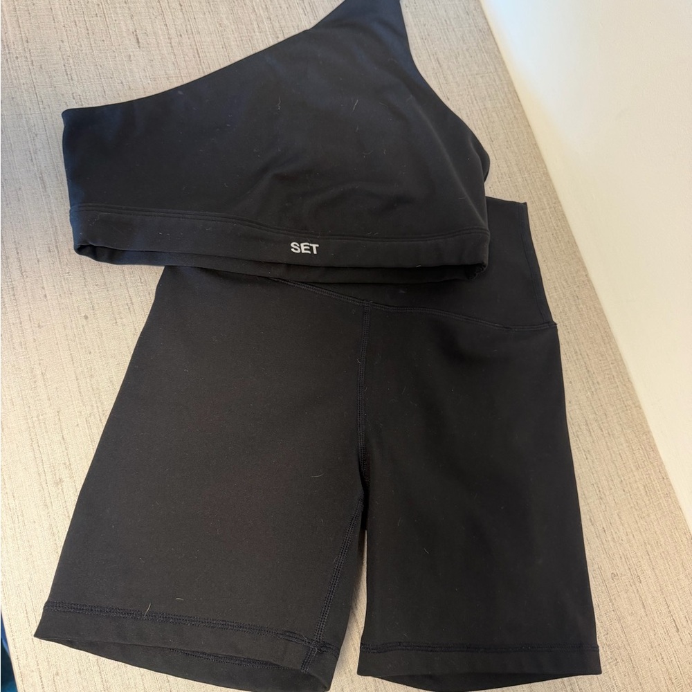 SET Active Black set